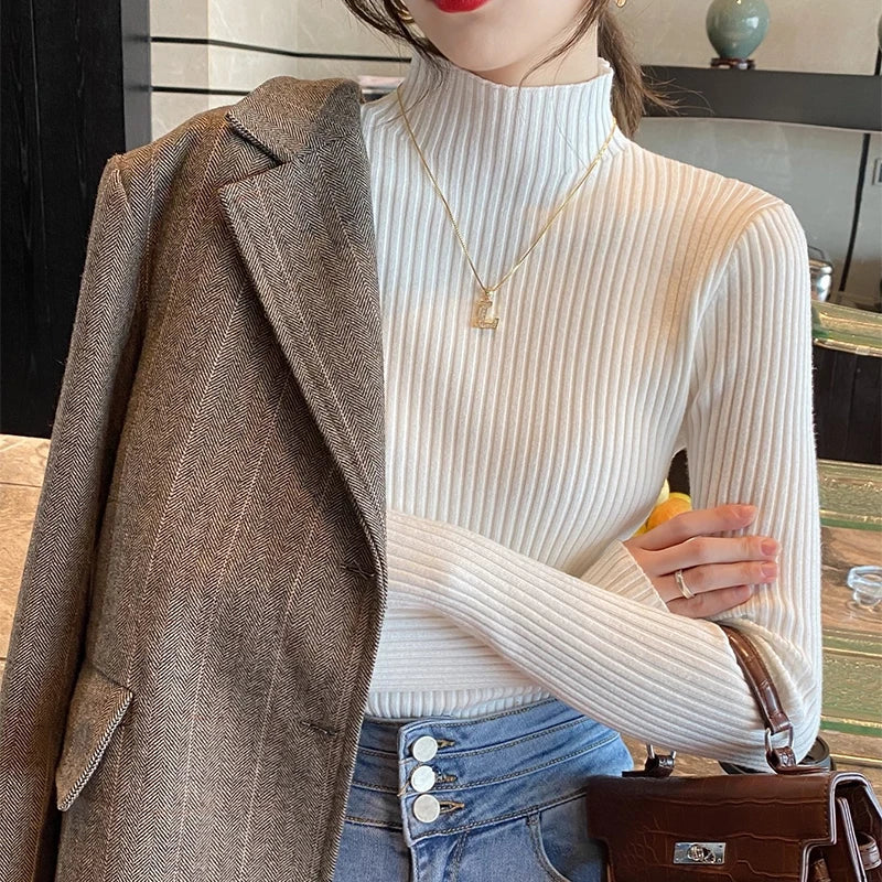 Women Solid Knitted Turtlneck Sweater Top