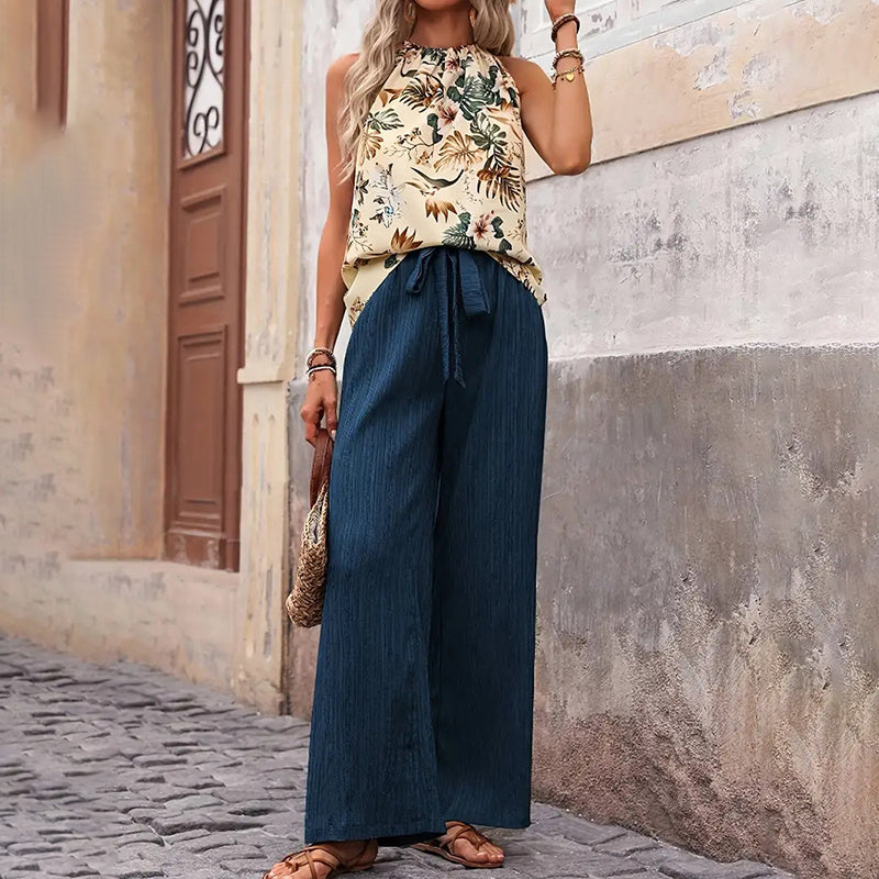 Women's 2 Piece Summer Outfit With Halter Neck Crop Tops and Wide Leg Pants