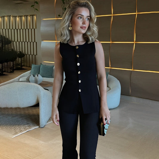 Metal Buckle Slit Knitted Vest Cardigan