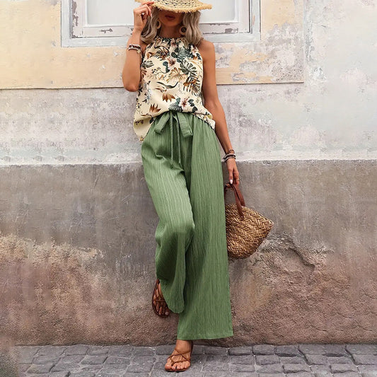 Women's 2 Piece Summer Outfit With Halter Neck Crop Tops and Wide Leg Pants